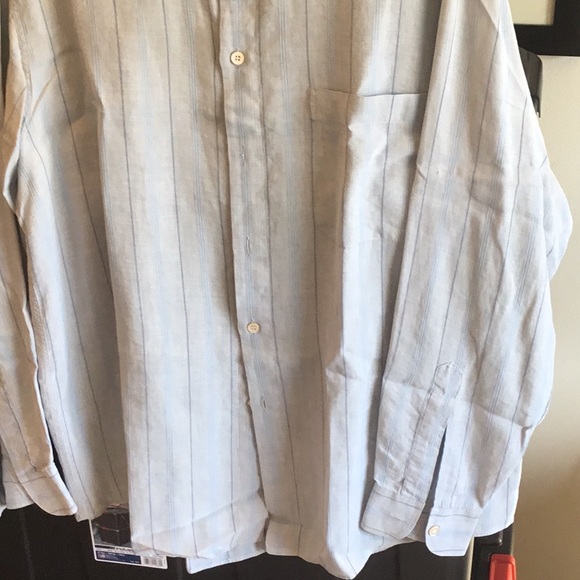 Ermenegildo Zegna Size XXL Button down shirt. - Picture 4 of 6